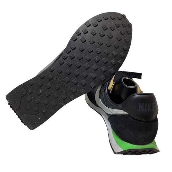 Nike waffle trainer 2 running shoes with legendary waffle sole sz 6Y - Picture 4 of 6